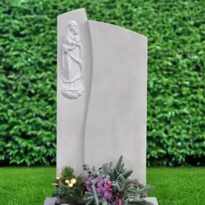 Einzelgrabstein Arktic Beige mit eingearbeiteter Mutter Gottes