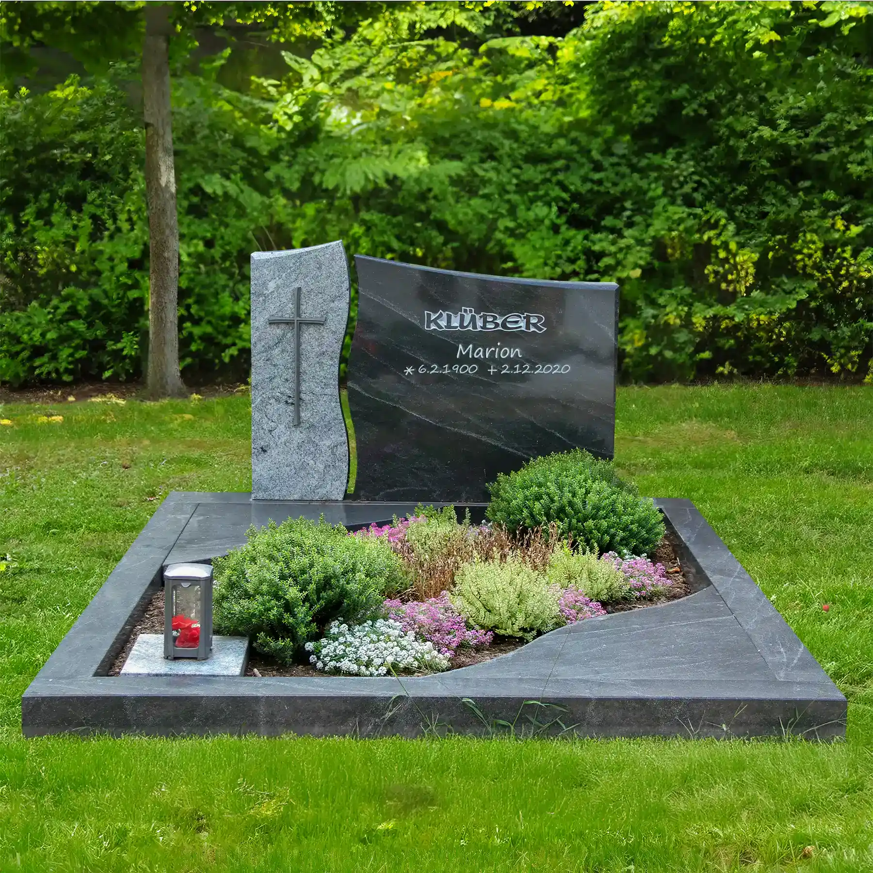 Familiengrabstein mit aufgesetztem Aluminiumkreuz - zweiteilig, aus Viscount White und Virginia Black – Bild 4