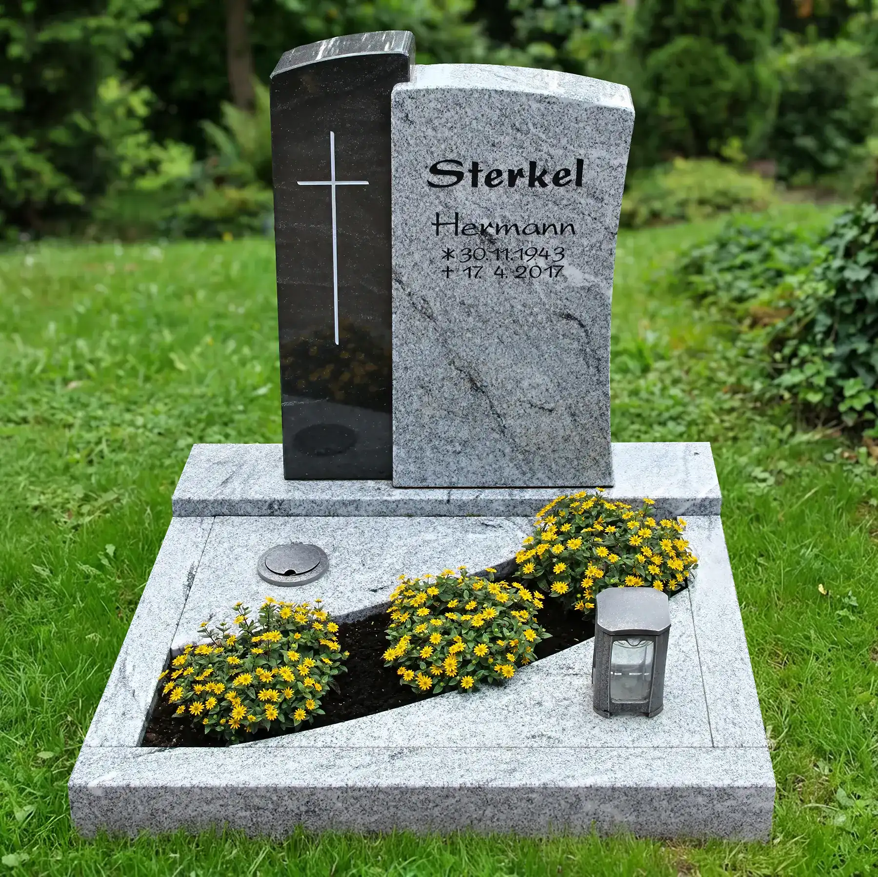 Urnengrabmal zweiteilig aus Virginia Black und Viscount White Granit, poliert.